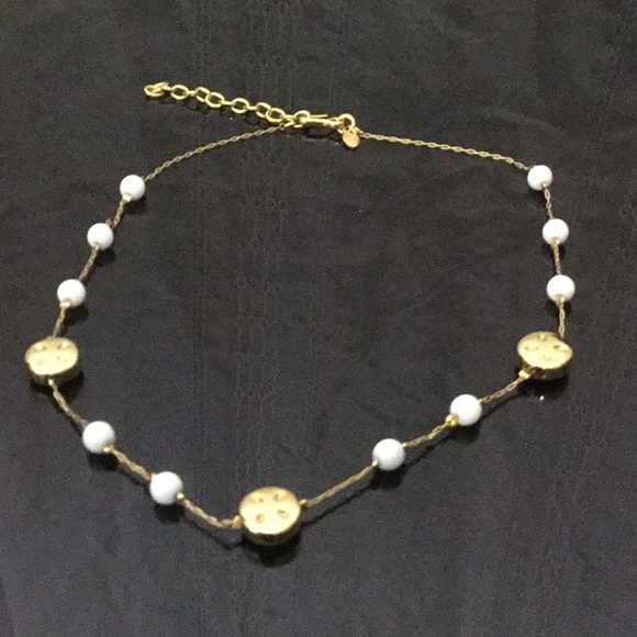 VtgMonet15”W/2”Ext.Gold Necklace W/3 WhiteBds&3Gld - Picture 3 of 5